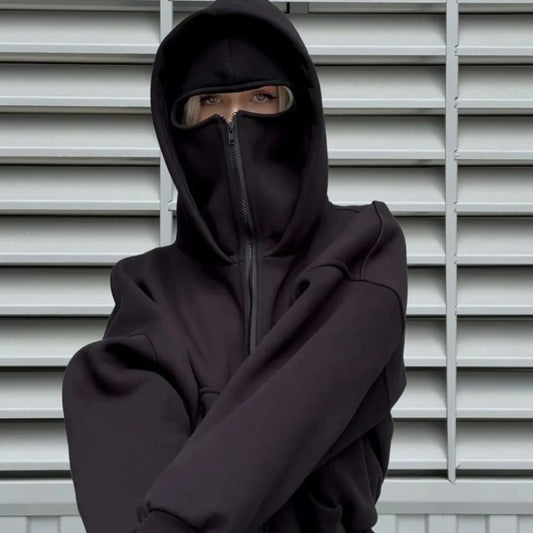 Le hoodie d’hiver pensé pour rester couverte, au chaud et stylée